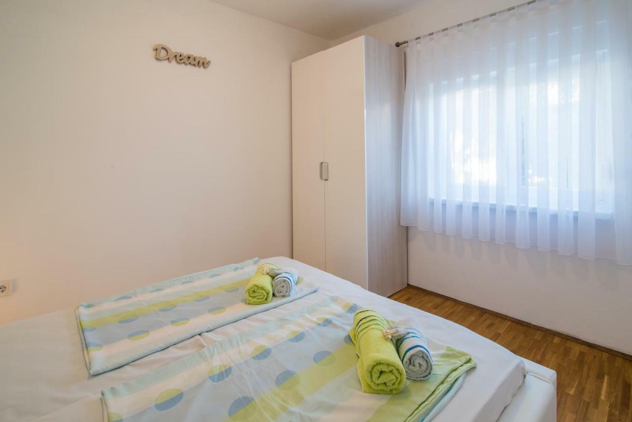 Apartments Braut Krk Đảo Krk Ngoại thất bức ảnh